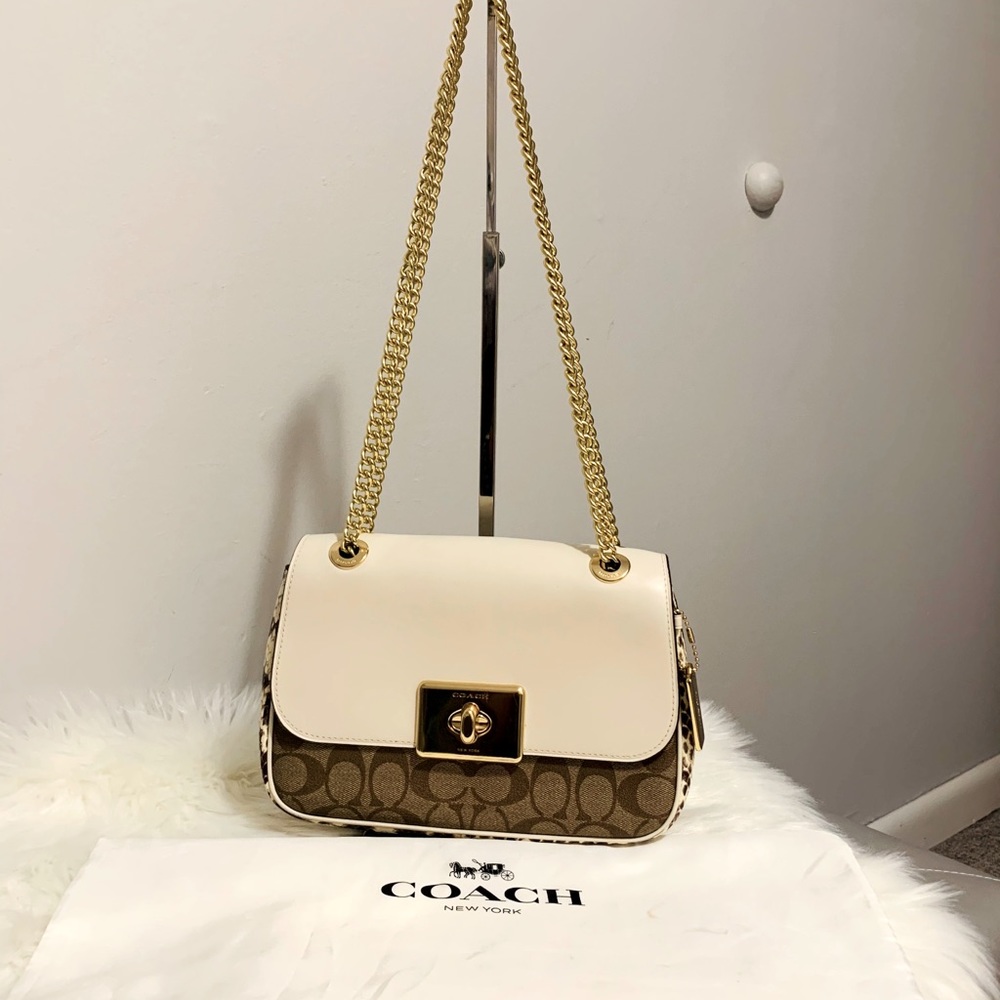 Coach shoulder bag